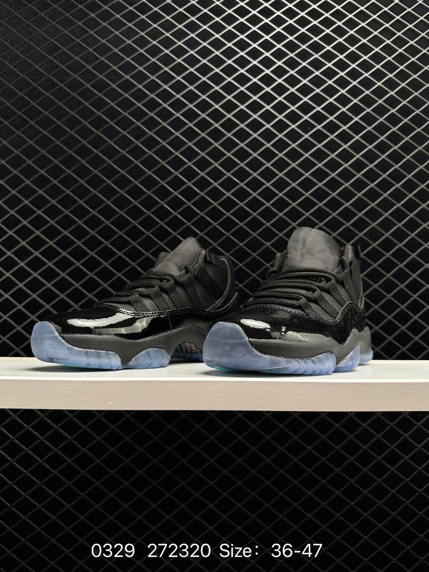 Air Jordan 11 Retro Low 